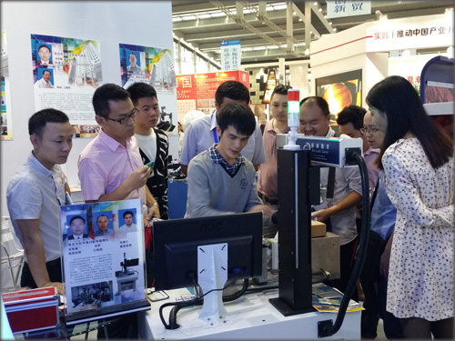 超越激光參展現(xiàn)場(chǎng)圖2